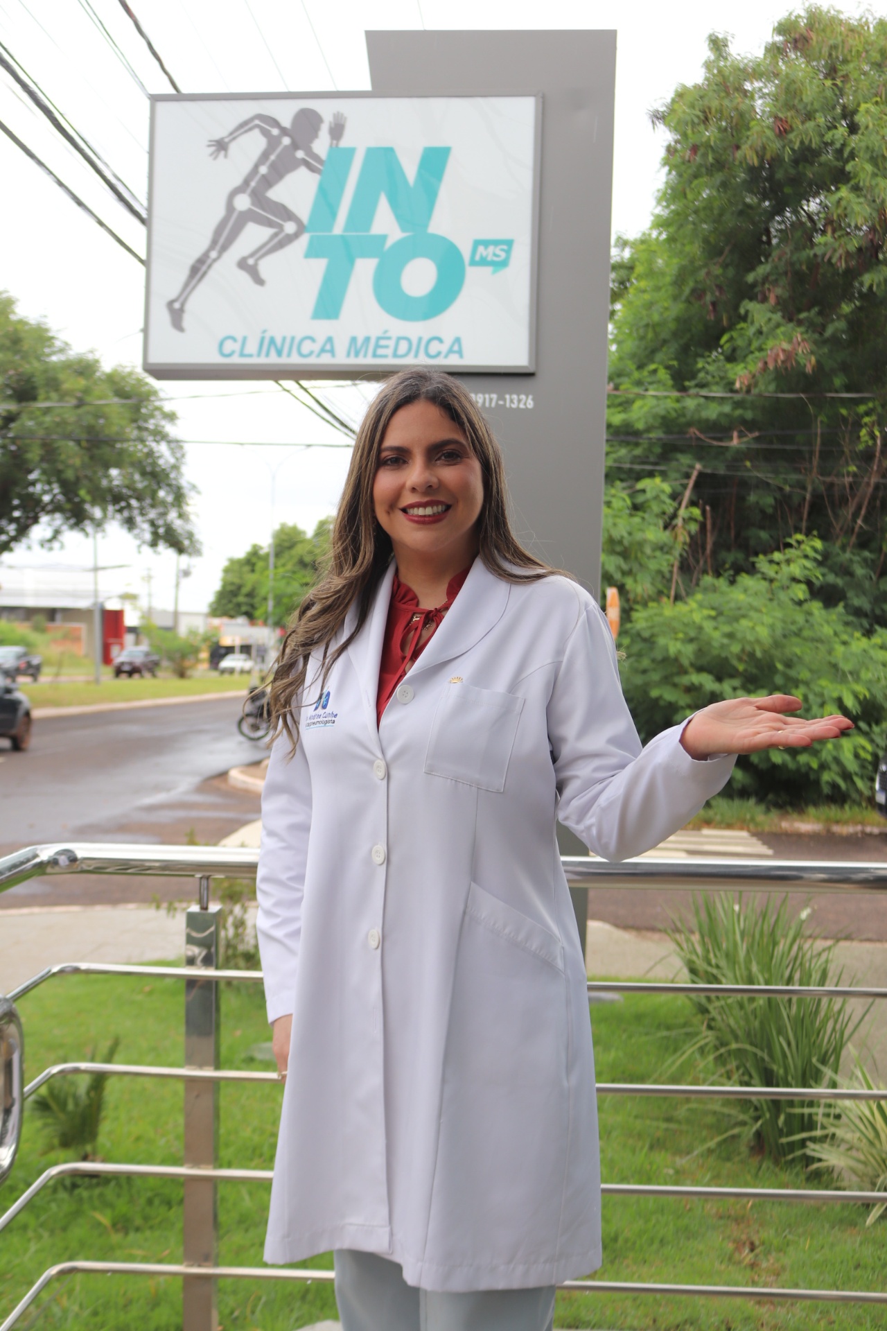 Dra. Andrea Cunha na clínica